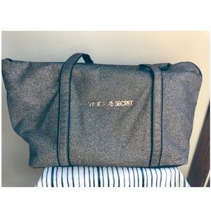 Victoria’s Secret Sparkling Gym Bag